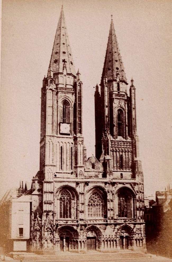 Notre-Dame de Saint-Lô au début du XXe siècle (GL)