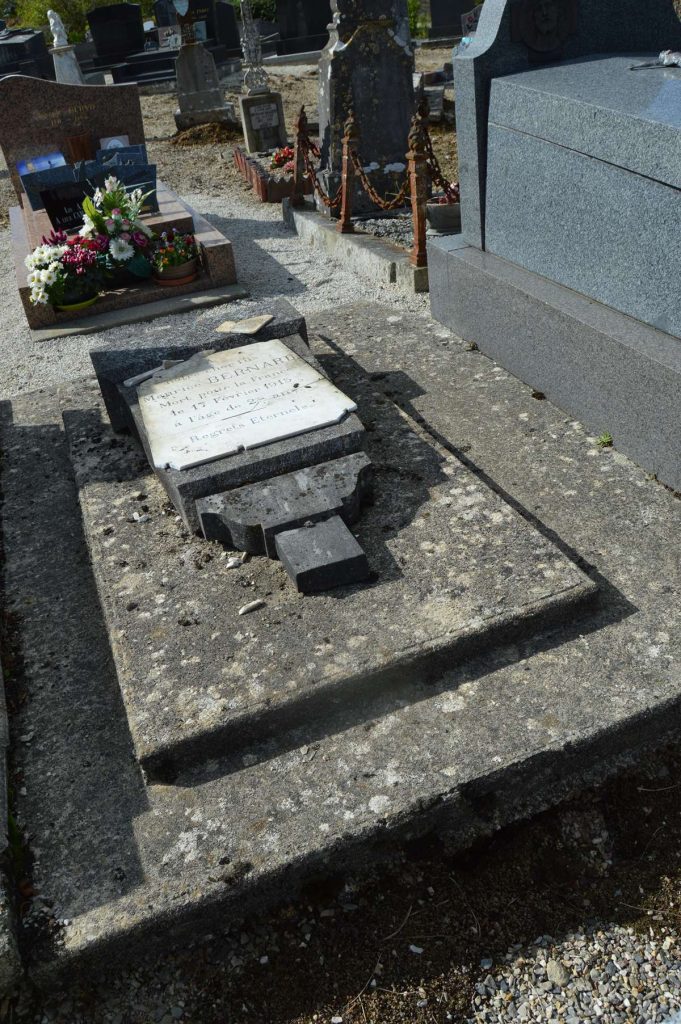 tombe de Maurice Bernard poilu de 14-18, cimetière de Moon-sur-elle (GL)