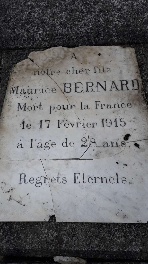 Plaque de tombe de Maurice Bernard poilu de 14-18, cimetière de Moon-sur-Elle (GL)